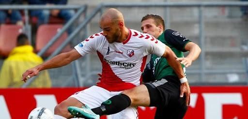 她的职业生 她的职业生